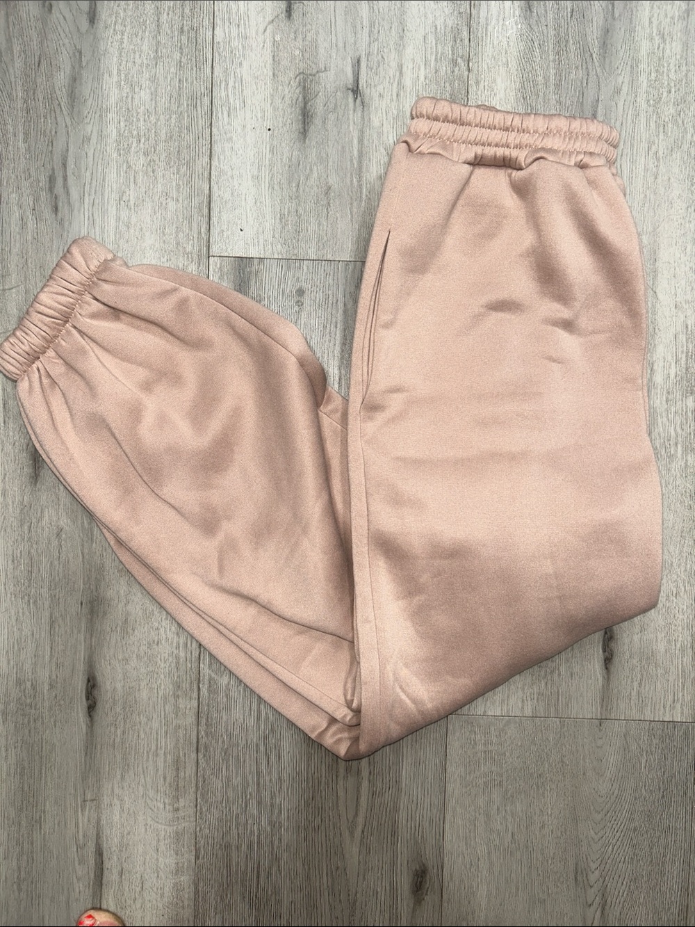 Women’s  Beige Cozy Elastic-Waist Sweatpants NEW size Medium
